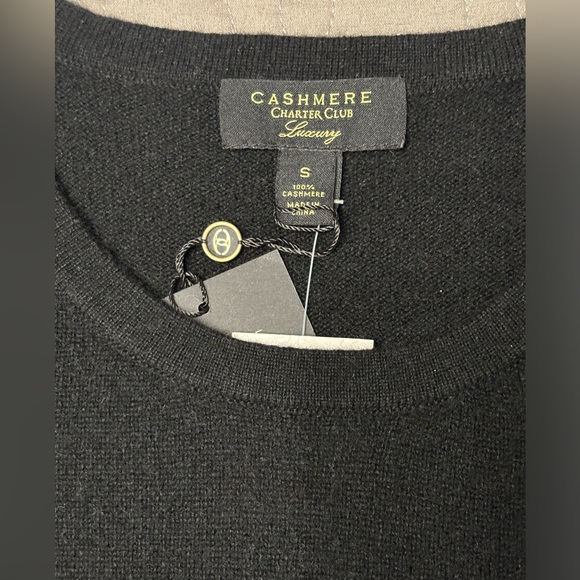 Cashmere Charter Club women’s open shoulder sweater. Size Small. Black color. - Picture 7 of 12